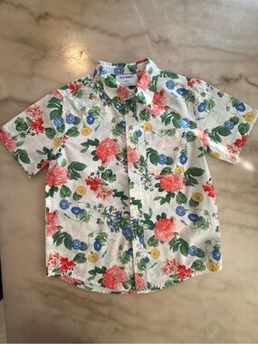 Old Navy kids White Floral Short-Sleeve Button-Up Shirt small